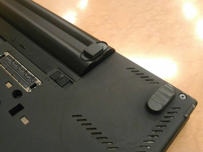 Lenovo ThinkPad X230 ゴム足の補修（簡易修理）その3 画像5